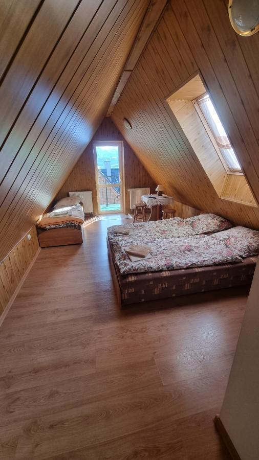 Willa U Skrajnioka Czerwienne Zimmer foto