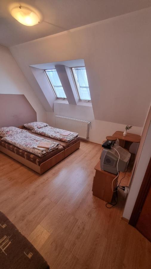 Willa U Skrajnioka Czerwienne Zimmer foto