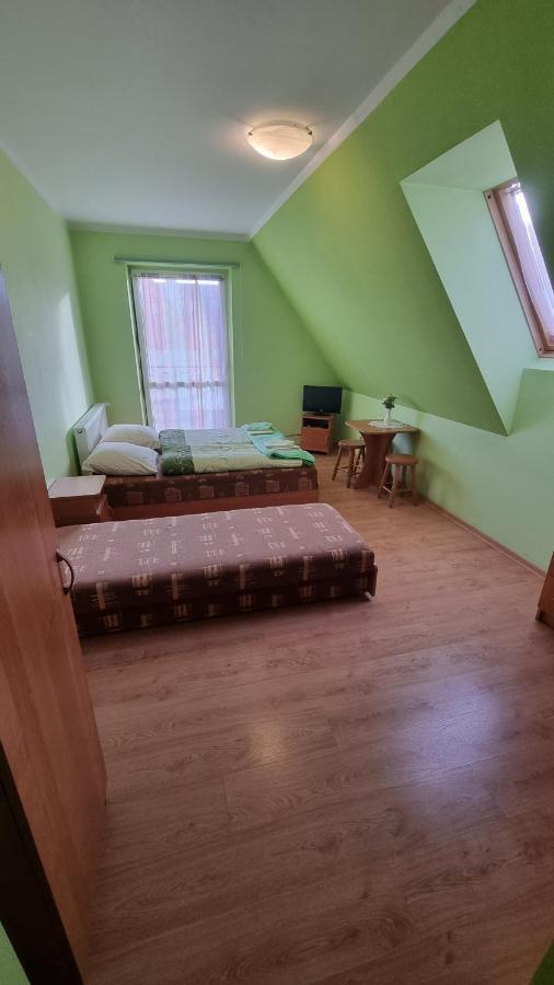 Willa U Skrajnioka Czerwienne Zimmer foto