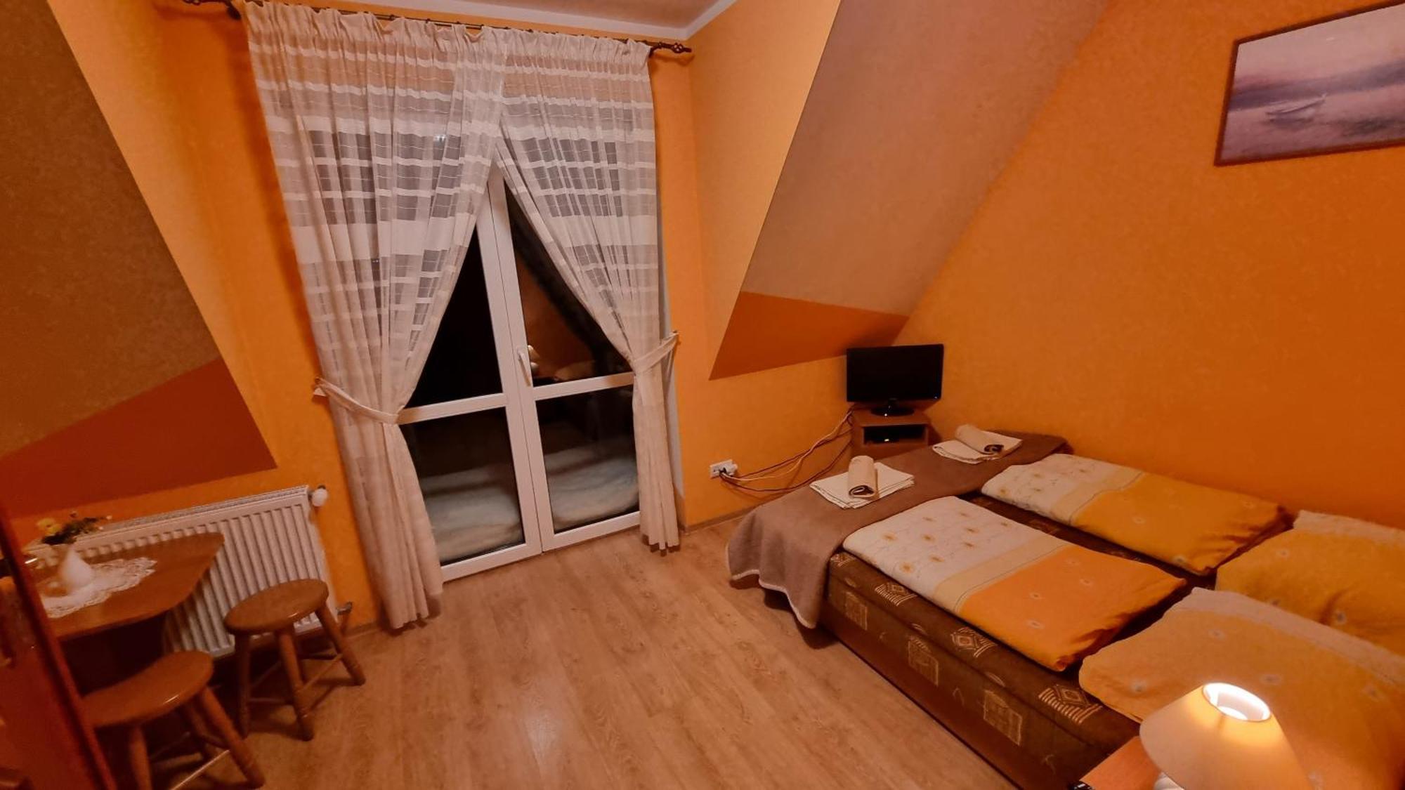 Willa U Skrajnioka Czerwienne Zimmer foto